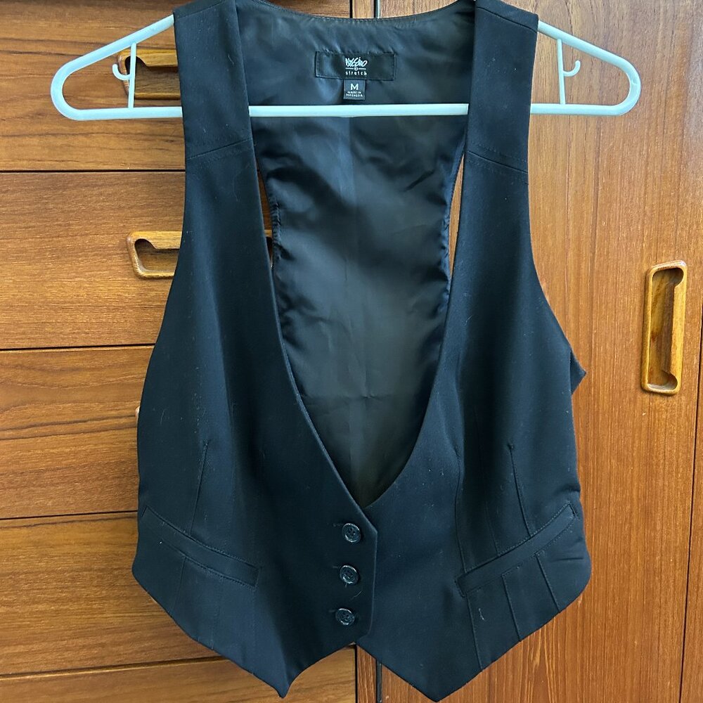 Mossimo black tuxedo vest